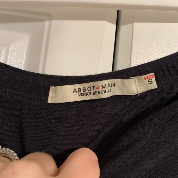 Asymmetrical Skirt - Picture 3 of 3